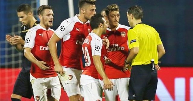 Mesut&#039;lu Arsenal bozguna uğradı