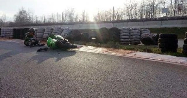 Milli motosikletçi antremanda yaralandı