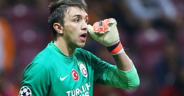 Muslera takıma sitem etti