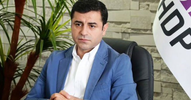 Oy kaybını gören Demirtaş çark etti