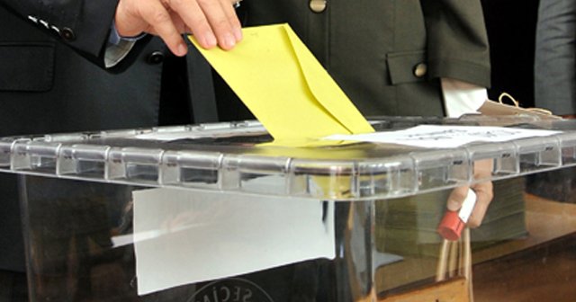 Oy kullanma saatleri açıklandı