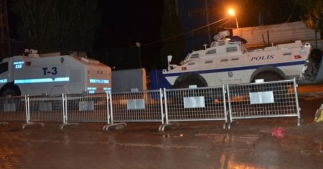 Şırnak&#039;ta polise bombalı saldırı