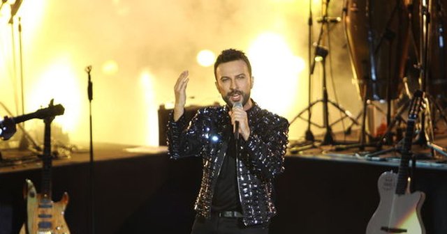 Tarkan&#039;dan dayısına konserli destek iddiası