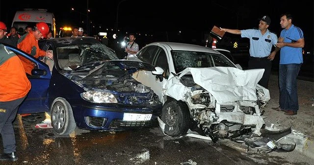 Trafik canavarı bayram tatilinde durmadı