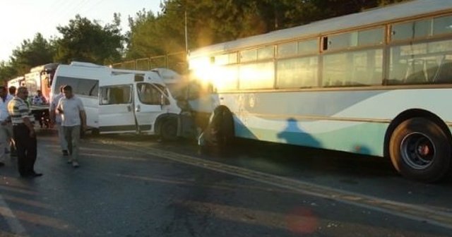 Tuzla'da trafik kazası, 1 ölü, 1 yaralı