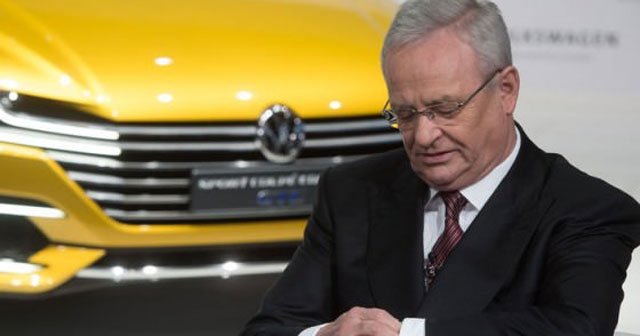 Volkswagen&#039;de skandal istifa getirdi