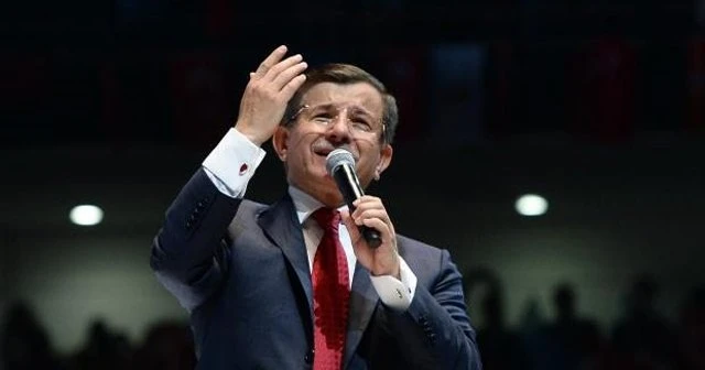 Yeniden seçilen Davutoğlu'ndan teşekkür konuşması