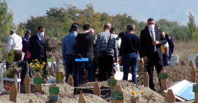 &#039;Yeşil&#039; kod adlı Mahmut Yıldırım&#039;a ait olduğu iddia edilen mezar açıldı