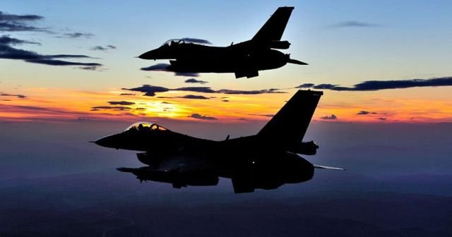 ABD Irak&#039;a yeni F-16 savaş uçağı teslim edecek