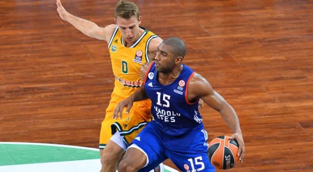 Anadolu Efes THY Avrupa Ligi&#039;ne galibiyetle başladı