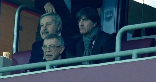 Arena'da sürpriz konuk