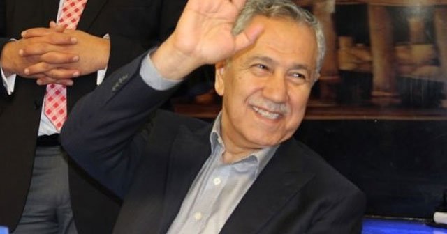 Arınç, Bahçeli&#039;yi esprili bir dille eleştirdi