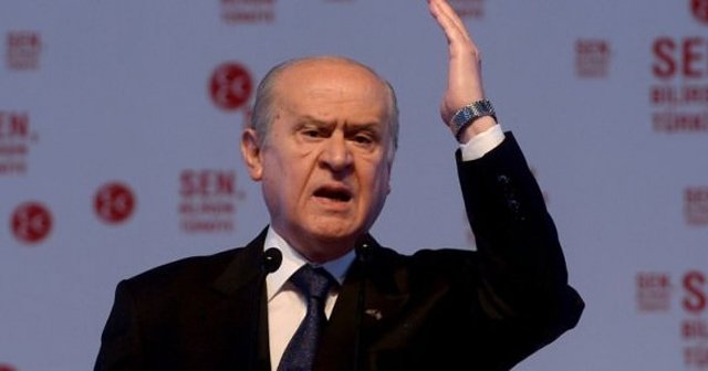 Bahçeli&#039;den Abdullah Gül&#039;e çağrı