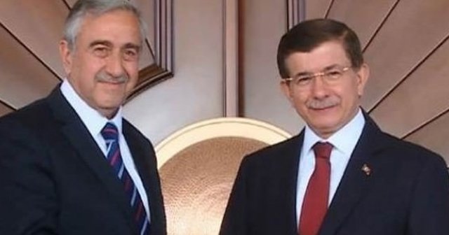 Başbakan Davutoğlu, Mustafa Akıncı ile görüştü