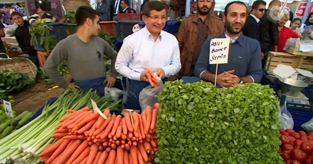 Başbakan Davutoğlu pazarcı oldu