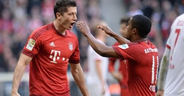 Bayern Münih deplasmanda dağıttı