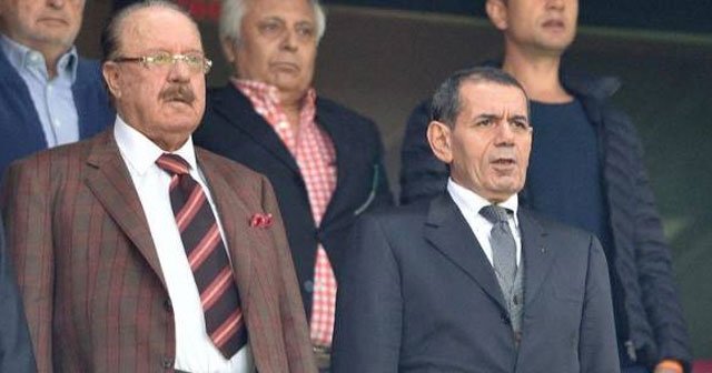 Cavcav, &#039;Galatasaray&#039;ı gönülden kutluyorum&#039;