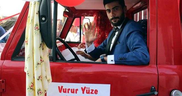 Damat &#039;Selvi Boylum Al Yazmalım&#039;a özendi