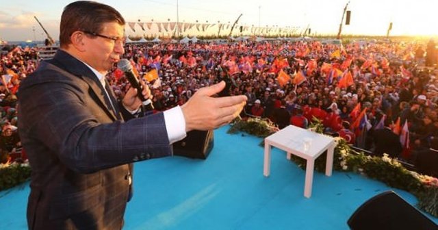 Davutoğlu&#039;ndan İstanbullulara müjde