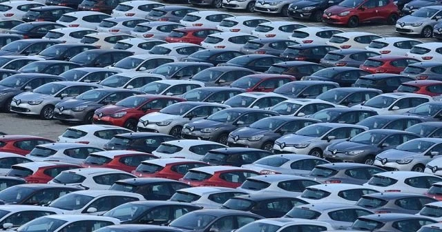 Dünya otomotiv üretimi yerinde saydı