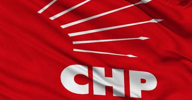 Eski başkan CHP&#039;ye geçti