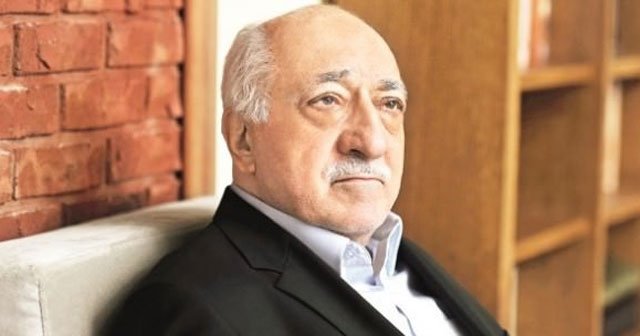 Fethullah Gülen gıyaben tutuklandı