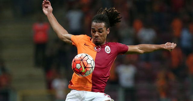 Galatasaray&#039;da Denayer devam edemedi