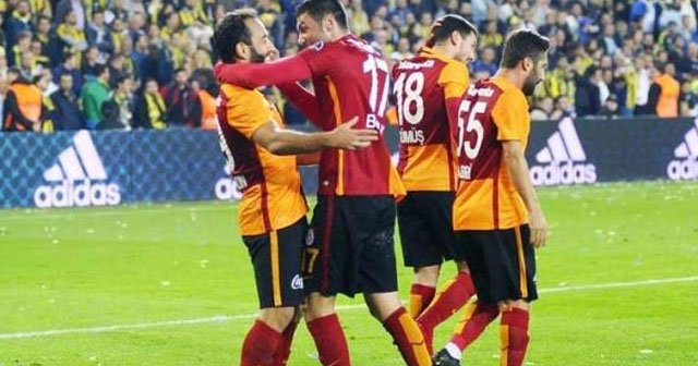 Galatasaray&#039;dan Aziz Yıldırım&#039;a mesaj