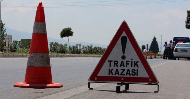 Manisa&#039;da trafik kazasında 7 kişi yaralandı