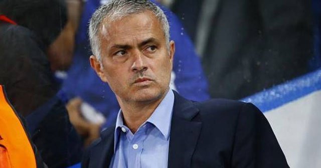 Mourinho&#039;dan federasyona gönderme!