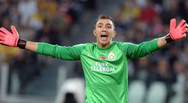 Muslera 11&#039;de başlayacak mı?