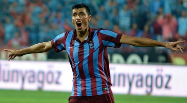 Oscar Cardozo hazır