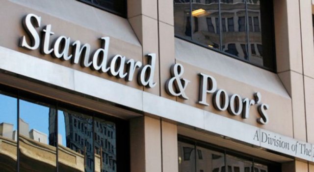 S&amp;P, Rusya&#039;nın notunu korudu