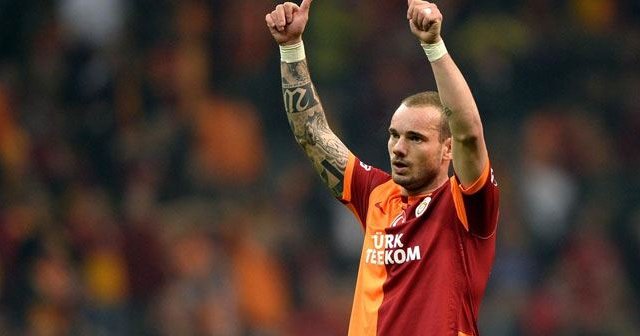 Sneijder derbi sonrası patladı