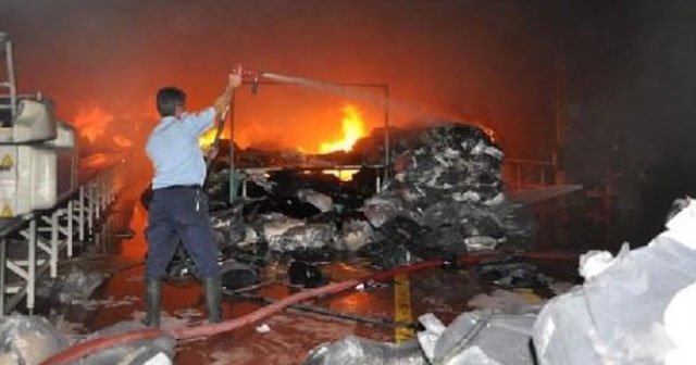 Sorgun&#039;da tekstil fabrikasında yangın