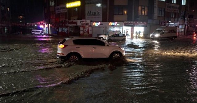 Tekirdağ&#039;da şiddetli yağış