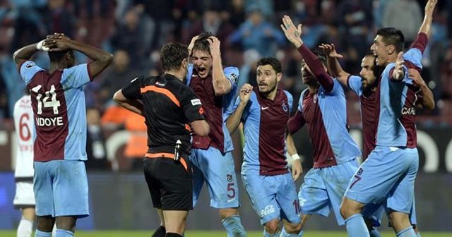 Trabzon&#039;da hakem krizini Cumhurbaşkanı Erdoğan çözdü