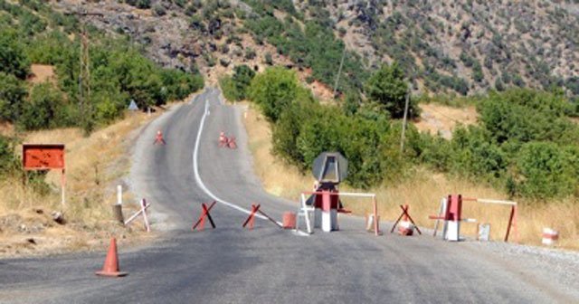 TSK, &#039;Tunceli&#039;de yol kesen PKK&#039;lılar 2 askeri kaçırdı&#039;