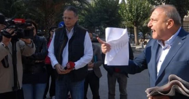 Vural, &#039;Medya&#039;ya baskı var dedi, TRT muhabirlerini kovdu&#039;