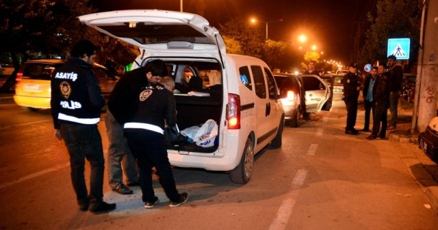 Adana&#039;da 1300 polis ile asayiş uygulaması