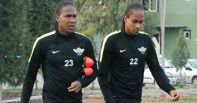 Akhisar Belediyesporlu Rodallega&#039;nın kardeşi de futbolcu oldu