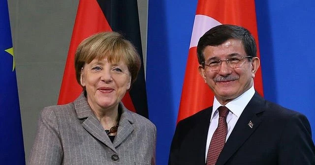 Başbakan Davutoğlu, Merkel ile görüştü