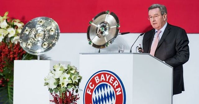 Bayern Münih para bastı