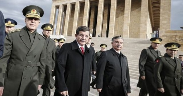 Davutoğlu, &#039;Sizi ödüllendireyim&#039;