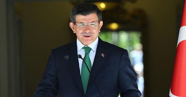 Davutoğlu, &#039;Paris&#039;teki alçak saldırının hedefi tüm insanlıktır&#039;