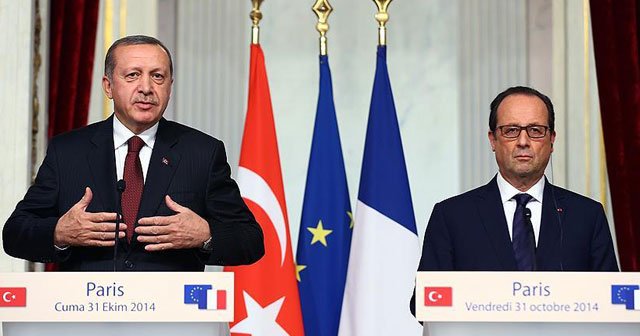 Erdoğan&#039;dan Hollande&#039;a taziye telefonu