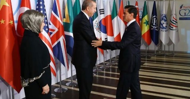 Erdoğan sitem etti, Nieto özür diledi