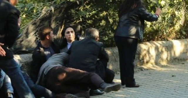 Figen Yüksekdağ yine şov yaptı