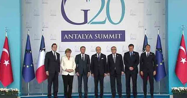 G-20 liderlerinden saygı duruşu