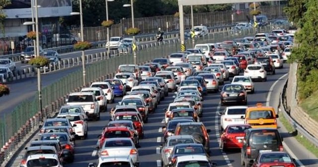 İşte İstanbul&#039;da Pazar günü trafiğe kapalı olacak yollar